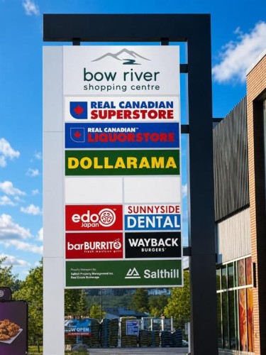 8140 47 Avenue Nw, Calgary, AB 