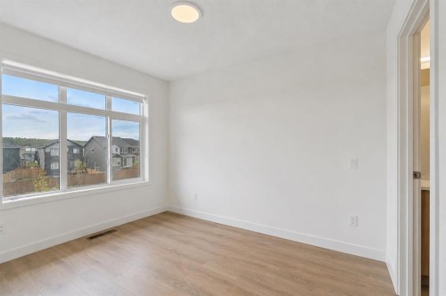 424 210 Avenue Sw, Calgary, AB 