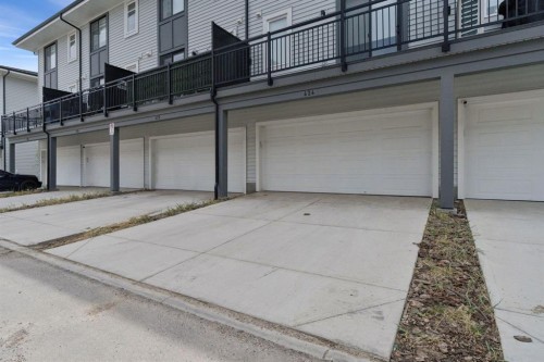 424 210 Avenue Sw, Calgary, AB 