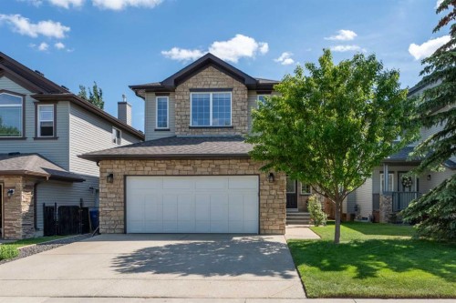 7 Crystal Green  Okotoks, AB T1S 2K5
