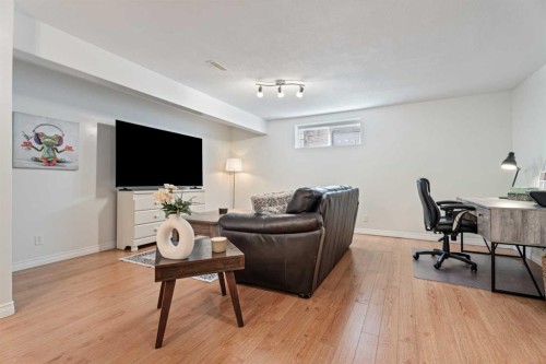 7 Crystal Green Way, Okotoks, AB - Indoor