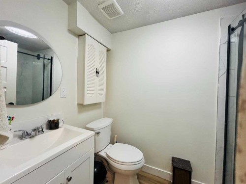 1672 Marlyn Way Ne, Calgary, AB 