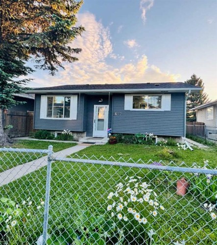 1672 Marlyn Way Ne, Calgary, AB 