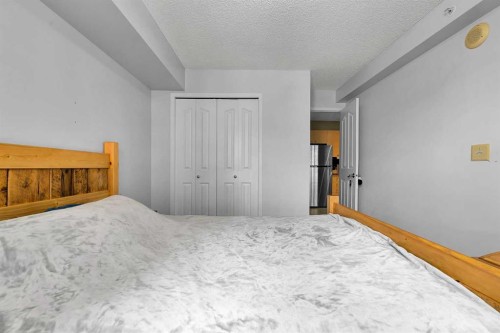 716-1111 6 Avenue Sw, Calgary, AB - Indoor Photo Showing Bedroom