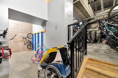716-1111 6 Avenue Sw, Calgary, AB - Indoor Photo Showing Other Room