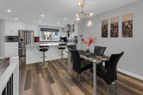 317 Sundown Road South, Cochrane, AB - Indoor