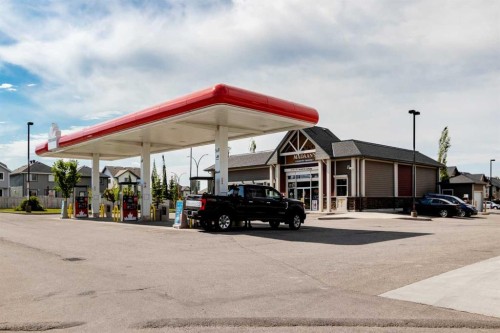 317 Sundown Road South, Cochrane, AB - Outdoor