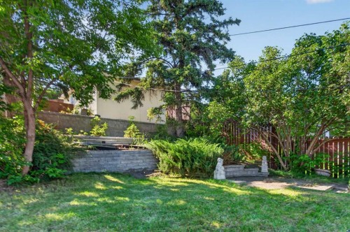 36 Hazelwood Crescent Sw, Calgary, AB 