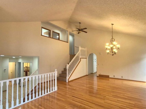 7 Suncastle Crescent Se, Calgary, AB 