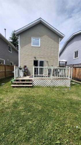 47 Martinridge Way Ne, Calgary, AB 