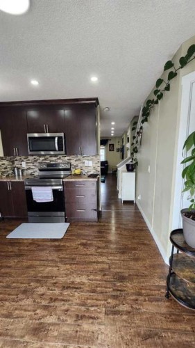 47 Martinridge Way Ne, Calgary, AB 