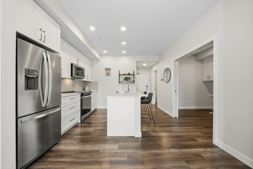 224-255 Les Jardins Park Se, Calgary, AB - Indoor Photo Showing Kitchen With Stainless Steel Kitchen With Upgraded Kitchen