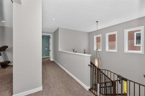 244 Mahogany Bay Se, Calgary, AB 