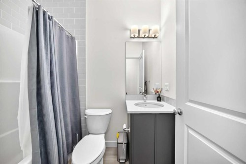 27 Belvedere Point Se, Calgary, AB 