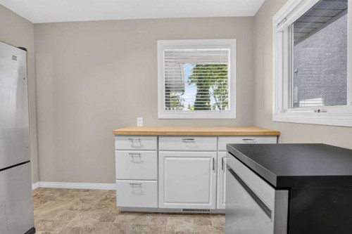 136 41 Avenue Nw, Calgary, AB 
