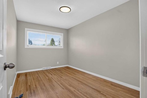136 41 Avenue Nw, Calgary, AB 