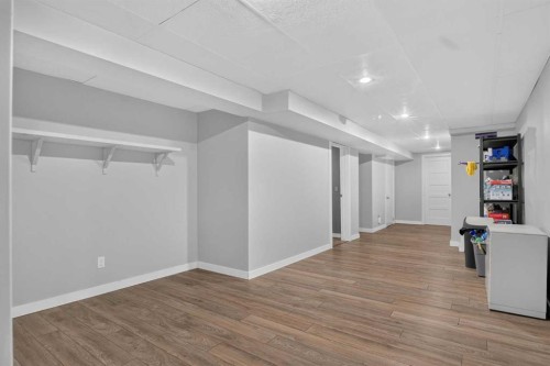 136 41 Avenue Nw, Calgary, AB 