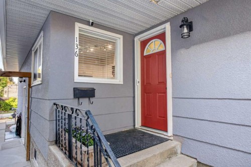 136 41 Avenue Nw, Calgary, AB 