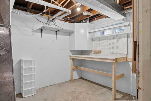 136 41 Avenue Nw, Calgary, AB 