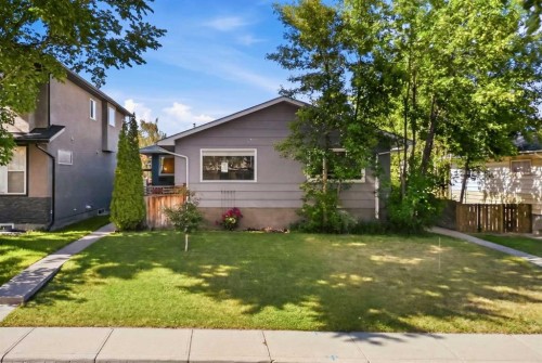 136 41 Avenue Nw, Calgary, AB 