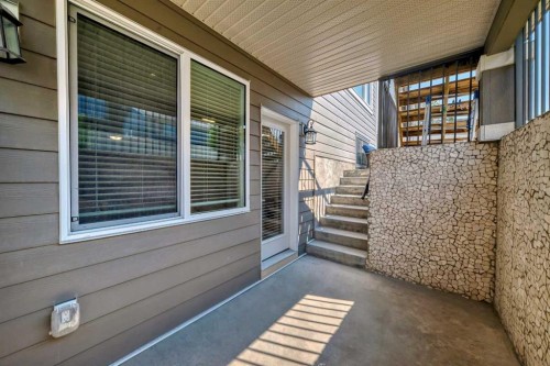 226 West Grove Point Sw, Calgary, AB 