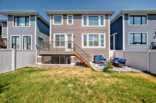 226 West Grove Point Sw, Calgary, AB 