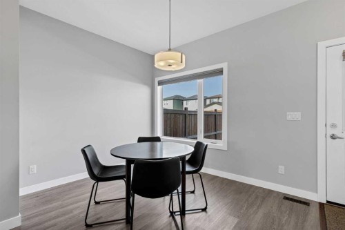 47 Cornerbrook Gate Ne, Calgary, AB 