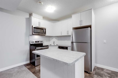 47 Cornerbrook Gate Ne, Calgary, AB 