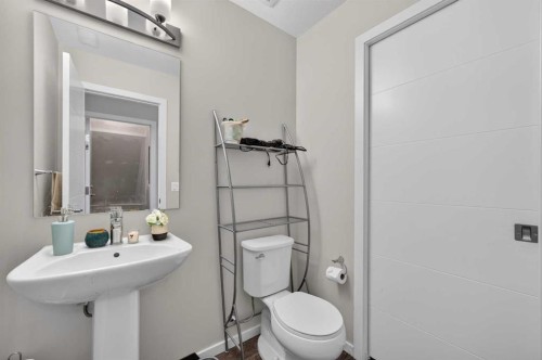 204-330 Redstone Ne, Calgary, AB 