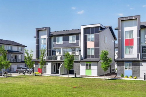 204-330 Redstone Ne, Calgary, AB 