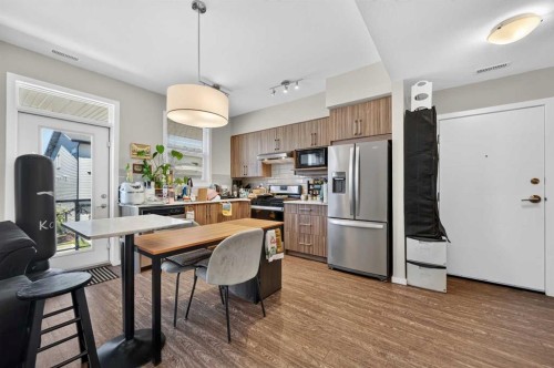 204-330 Redstone Ne, Calgary, AB 