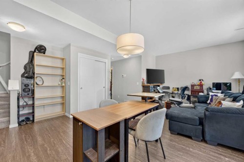204-330 Redstone Ne, Calgary, AB 