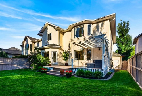 165 Strathlea Place Sw, Calgary, AB 