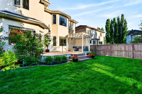 165 Strathlea Place Sw, Calgary, AB 