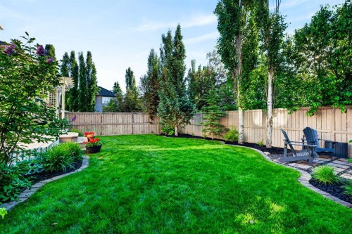 165 Strathlea Place Sw, Calgary, AB 
