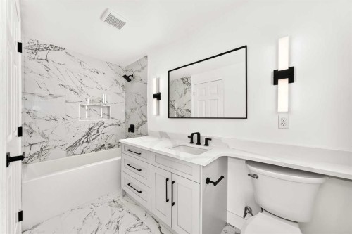 161 West Creek Pond, Chestermere, AB 