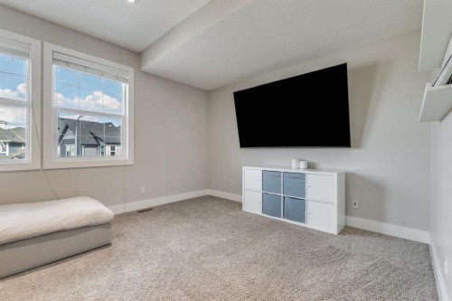 198 Mahogany Passage Se, Calgary, AB 