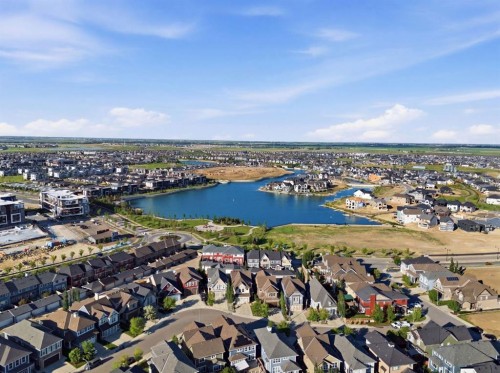 198 Mahogany Passage Se, Calgary, AB 