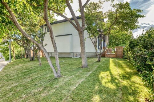 105 40 Avenue Sw, Calgary, AB 
