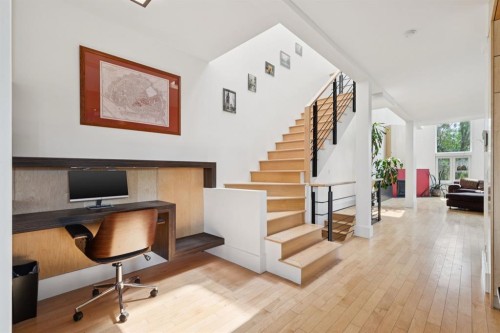 2344 Broadview Road Nw, Calgary, AB 