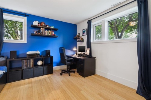 2344 Broadview Road Nw, Calgary, AB 