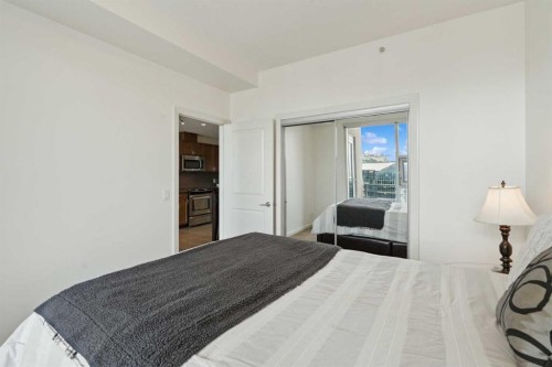 2604-211 13 Avenue Se, Calgary, AB - Indoor Photo Showing Bedroom