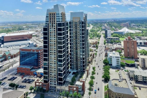 2604-211 13 Avenue Se, Calgary, AB - Outdoor With View
