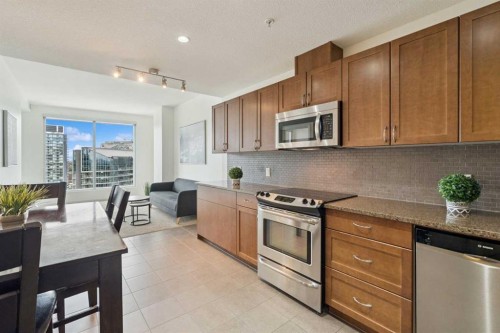 2604-211 13 Avenue Se, Calgary, AB - Indoor Photo Showing Kitchen With Stainless Steel Kitchen