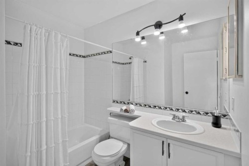 113 Mt Lorette Place Se, Calgary, AB 