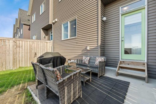 228 Livingston View Ne, Calgary, AB 