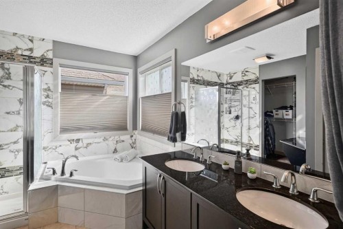 166 Hillcrest Circle Sw, Airdrie, AB 