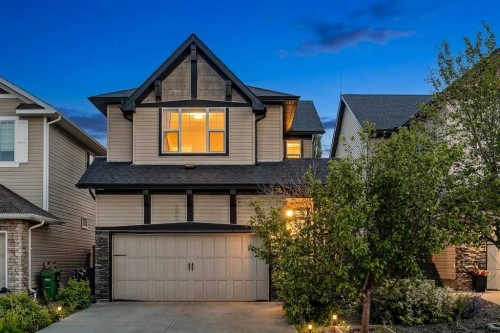 166 Hillcrest Circle SW Airdrie, AB T4B 0Y5