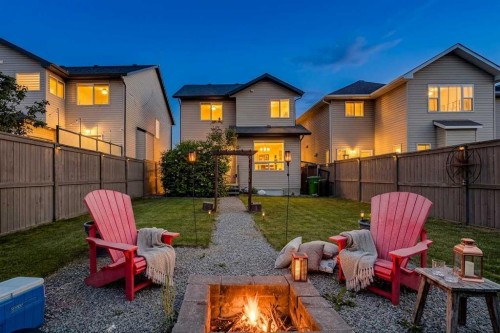 166 Hillcrest Circle Sw, Airdrie, AB 