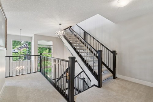 2927 7 Avenue Nw, Calgary, AB 